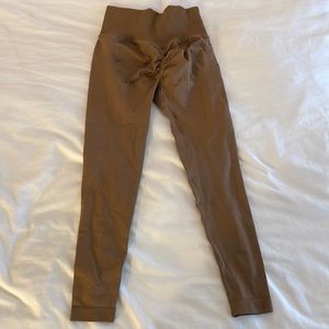 Scrunch Seam Leggings Brown size XS